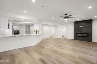 Photo #2: 6697747 Listing 