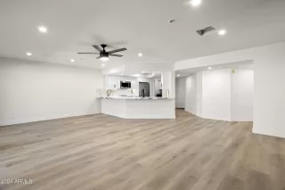 Photo #4: 6697747 Listing 