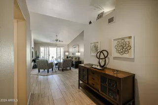 Photo #2: 6697796 Listing 