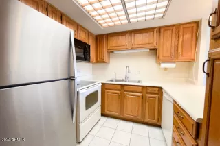 Photo #3: 6697822 Listing