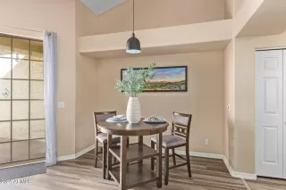 Photo #5: 6697833 Listing 