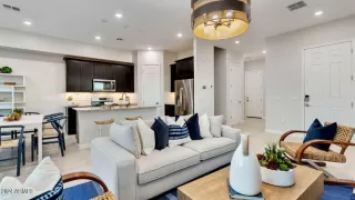 Photo #2: 6697890 Listing