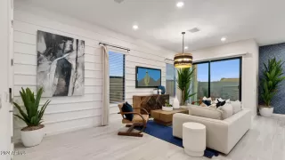 Photo #3: 6697890 Listing
