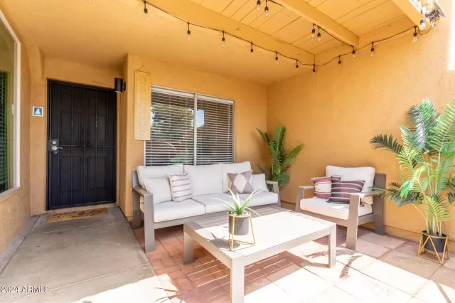 MLS: 6697973 Condo For Sale