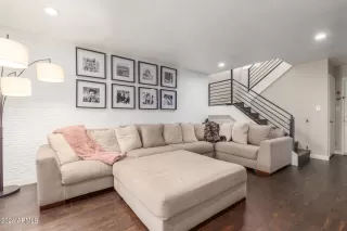 Photo #4: 6697973 Listing