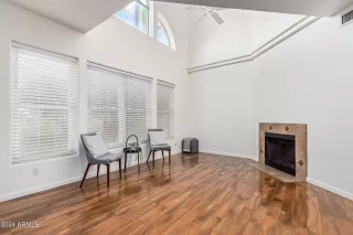 Photo #6: 6698054 Listing