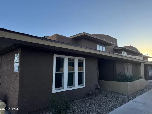 MLS: 6698131 Condo For Sale