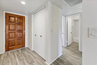 Photo #2: 6698392 Listing 