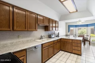 Photo #5: 6698431 Listing 