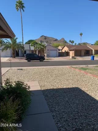 Photo #5: 6698520 Listing