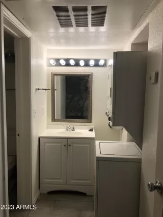 Photo #3: 6698651 Listing 