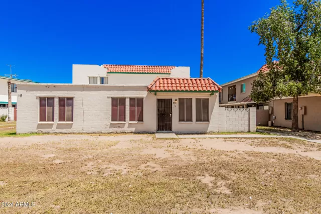MLS: 6698700 Condo For Sale
