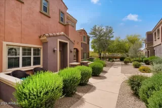 Photo #1: 6698733 Listing