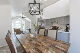 Photo #5: 6698775 Listing 