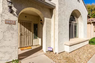 Photo #2: 6699061 Listing 