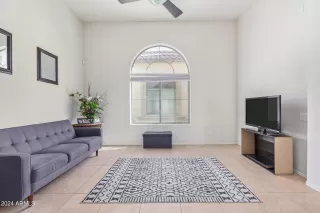 Photo #5: 6699061 Listing 