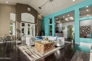 Photo #2: 6699062 Listing 