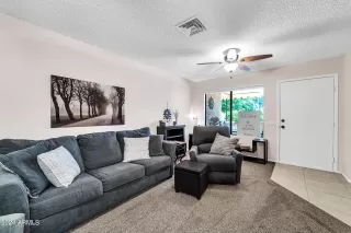 Photo #5: 6699130 Listing 
