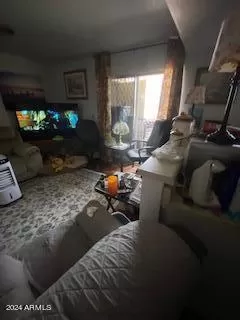 Photo #5: 6699143 Listing 