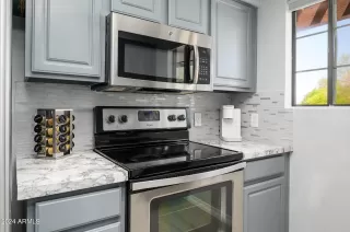 Photo #3: 6699354 Listing 