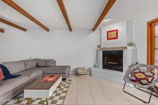 Photo #4: 6699469 Listing