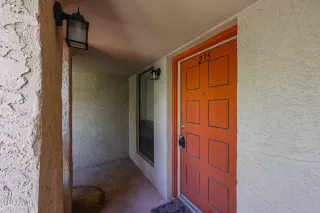 Photo #2: 6699524 Listing