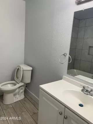 Photo #5: 6699532 Listing