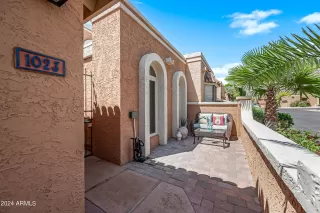 Photo #2: 6699550 Listing