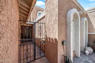 Photo #3: 6699550 Listing