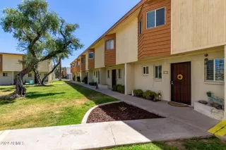 Photo #2: 6699557 Listing 