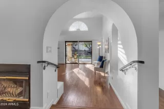 Photo #5: 6699575 Listing 