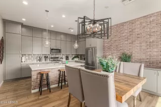 Photo #4: 6699605 Listing 