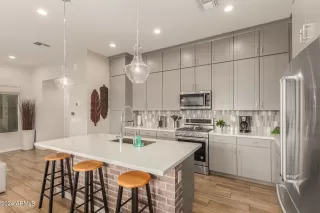 Photo #6: 6699605 Listing 