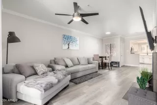 Photo #2: 6699706 Listing