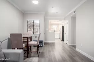 Photo #5: 6699706 Listing