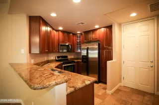 Photo #3: 6699985 Listing 