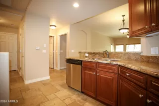 Photo #5: 6699985 Listing 