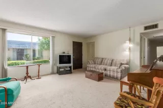 Photo #3: 6699993 Listing 