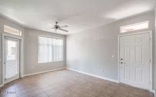 Photo #2: 6700100 Listing