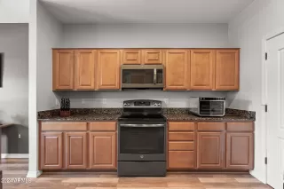 Photo #5: 6700210 Listing 