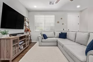Photo #2: 6700255 Listing 