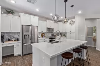 Photo #6: 6700255 Listing 