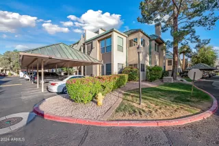 Photo #1: 6700400 Listing