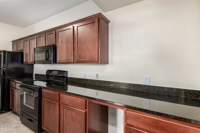 MLS: 6700404 Condo For Sale
