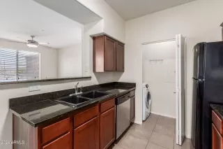 Photo #2: 6700404 Listing 