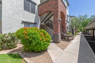 Photo #6: 6700404 Listing 