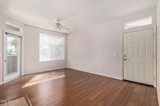 Photo #3: 6700415 Listing