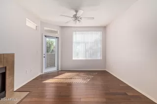 Photo #4: 6700415 Listing