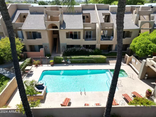 MLS: 6700428 Condo For Sale