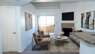 Photo #5: 6700428 Listing